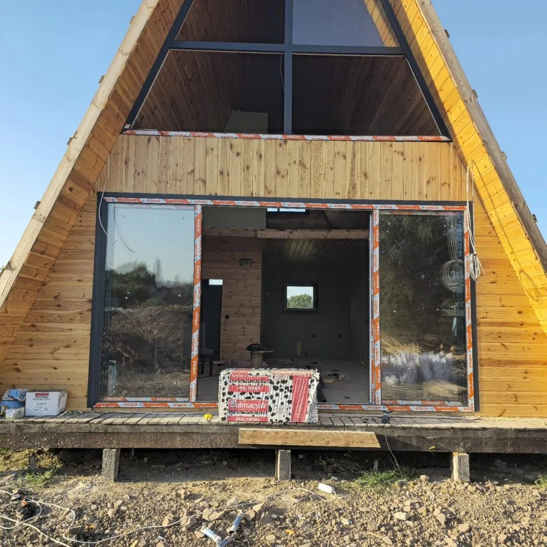 Cam cepheli panoramik A-frame